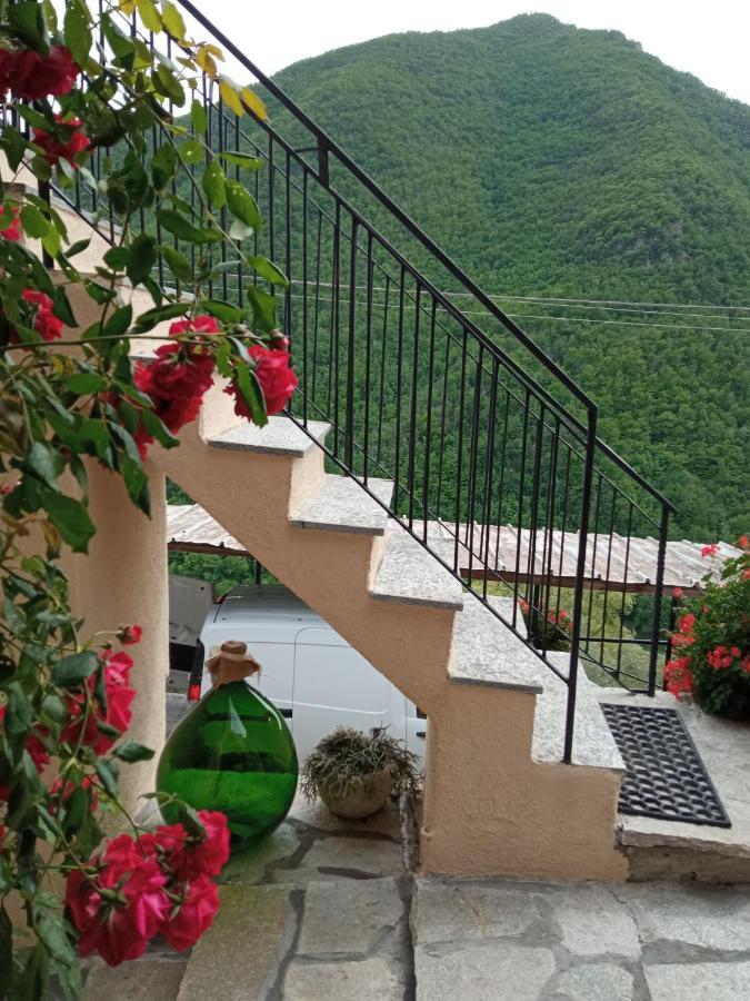 Agriturismo U'Spigu Nonna Annetta Nasino Eksteriør billede